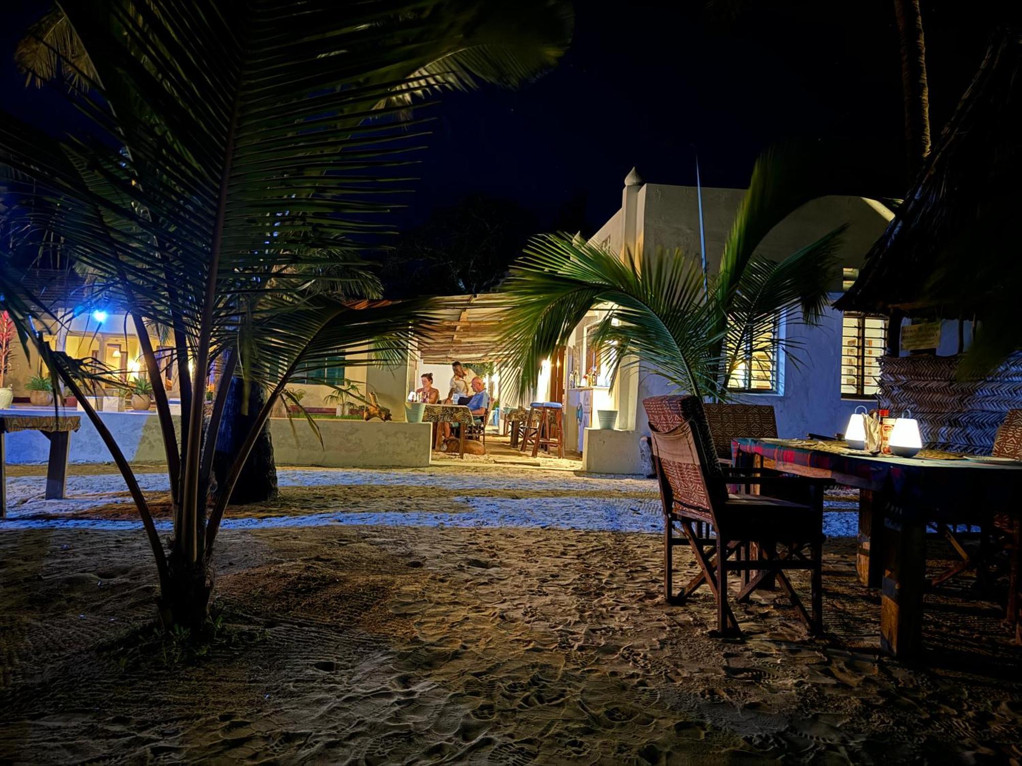 Sawa Sawa Beach House Msambweni ภายนอก รูปภาพ
