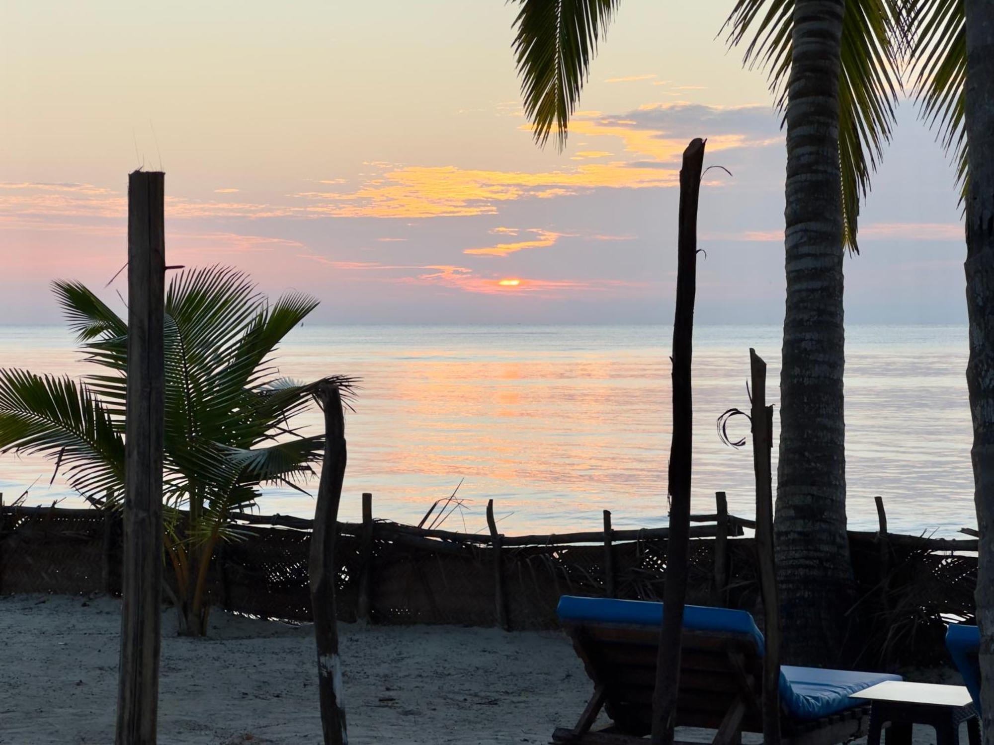 Sawa Sawa Beach House Msambweni ภายนอก รูปภาพ