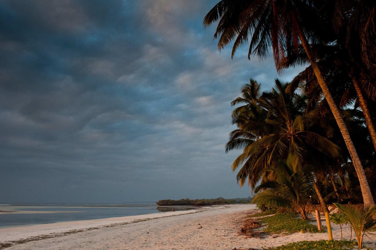 Sawa Sawa Beach House Msambweni ภายนอก รูปภาพ